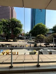 Lucky Plaza (D9), Retail #602996701